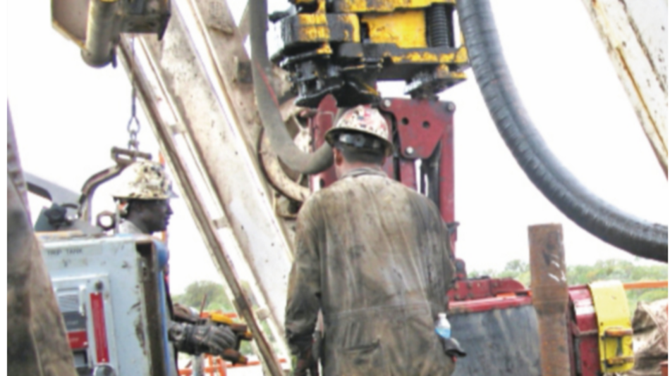 Estados Unidos producirá 17 millones de barriles de crudo diarios