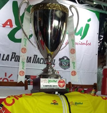 Sevilla y Ortiz lideran pelotón de la Vuelta a Chiriquí
