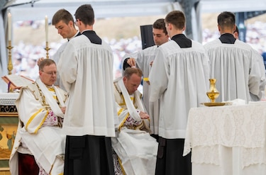 Quiénes son los lefebvrianos, el grupo ultraconservador que desafió al papa León XIV