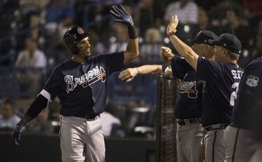 Johan Camargo pega jonrón con Bravos y Rubén Tejada da triunfo a los Orioles