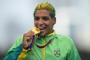 La brasileña Ana Marcela Cunha, campeona olímpica de natación en aguas abiertas