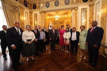 ¿Cuánto costará la contratación de excandidatos derrotados en las pasadas elecciones?