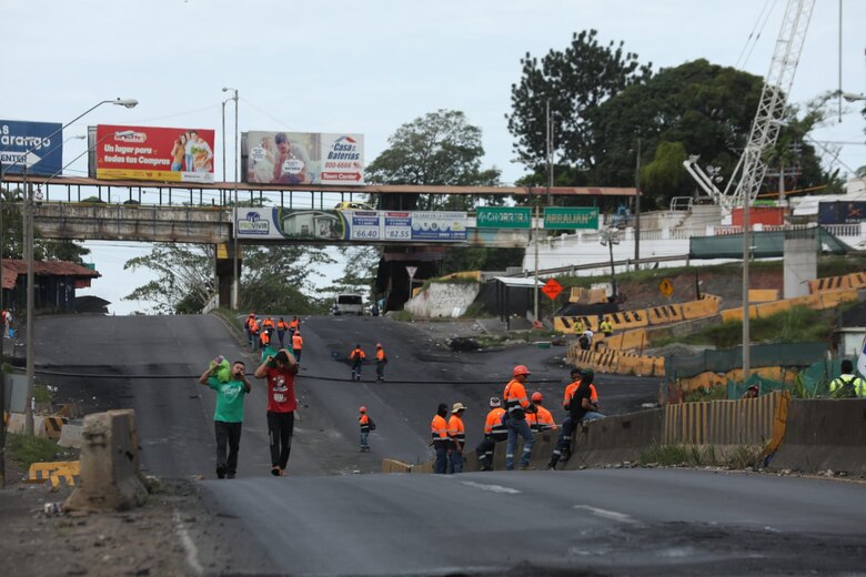Crisis sigue viva; el clamor contra el contrato minero llega a finca de Cortizo y a la Presidencia de la República