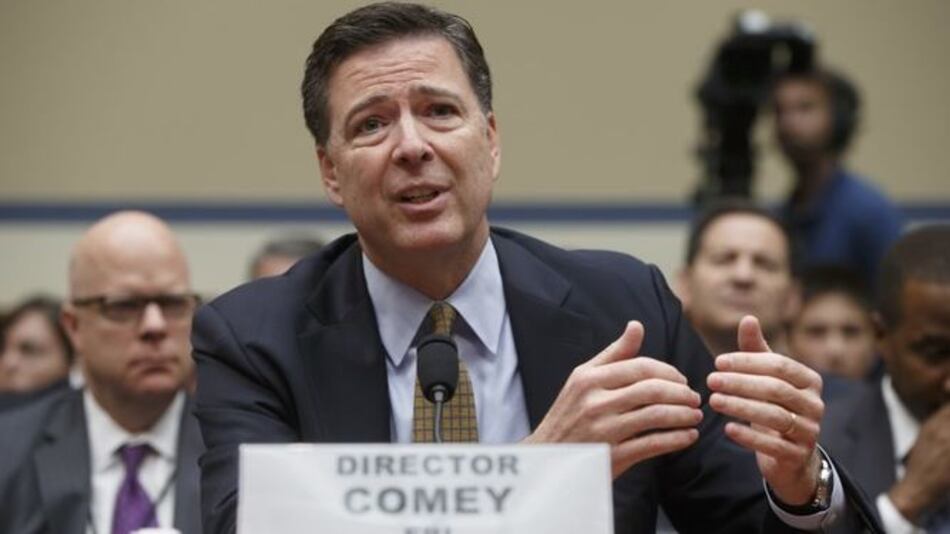 Un juzgado imputa al exdirector del FBI que investigó la campaña de Trump