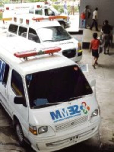 Luz, sirena y muchos cuentos