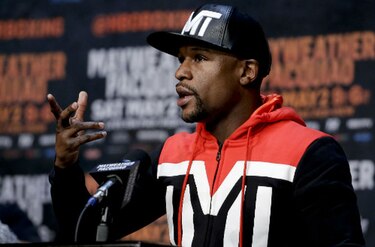 Floyd Mayweather se apuntó el asalto de las redes sociales
