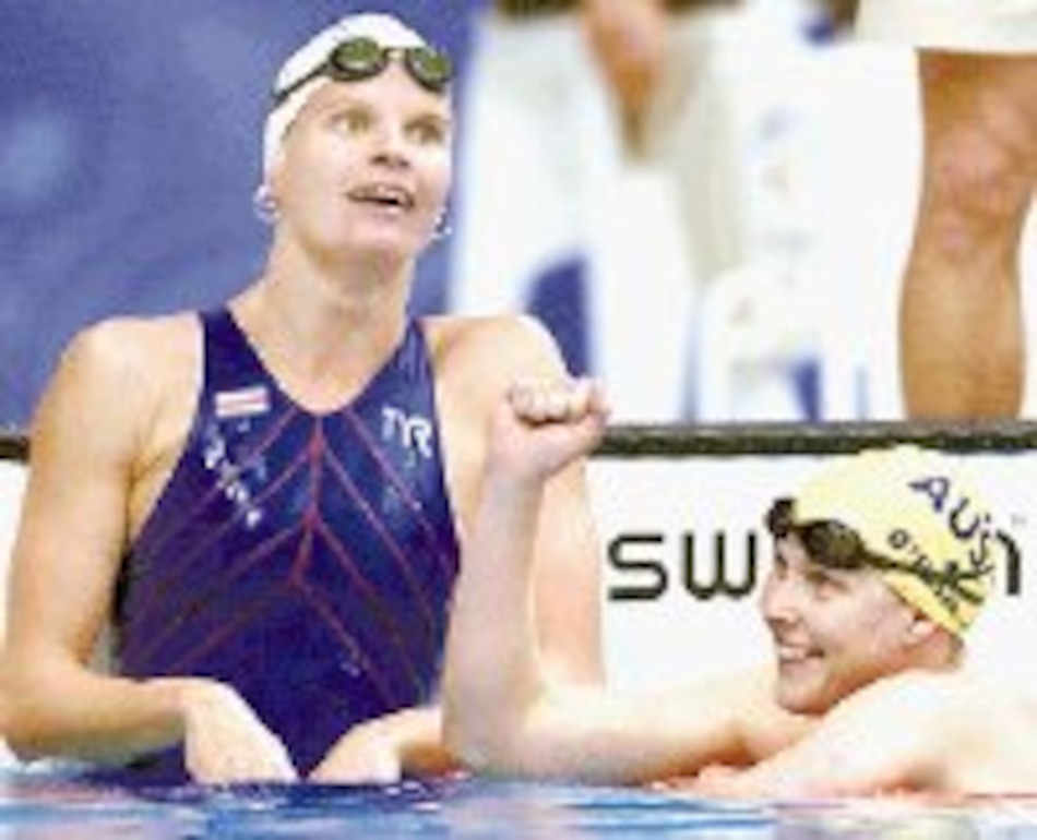 Claudia Poll logra tercera posición