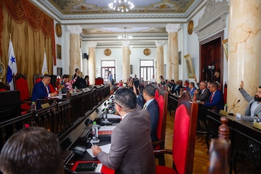 Edil investigado y otro condenado dirigirán el Concejo de Panamá