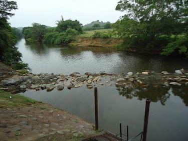 Continúan investigaciones sobre contaminación en río La Villa