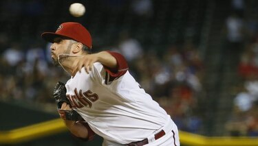 Astros adquieren al mexicano Oliver Pérez