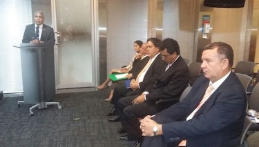 Diputados entrevistan a los candidatos a magistrado suplente del Tribunal Electoral