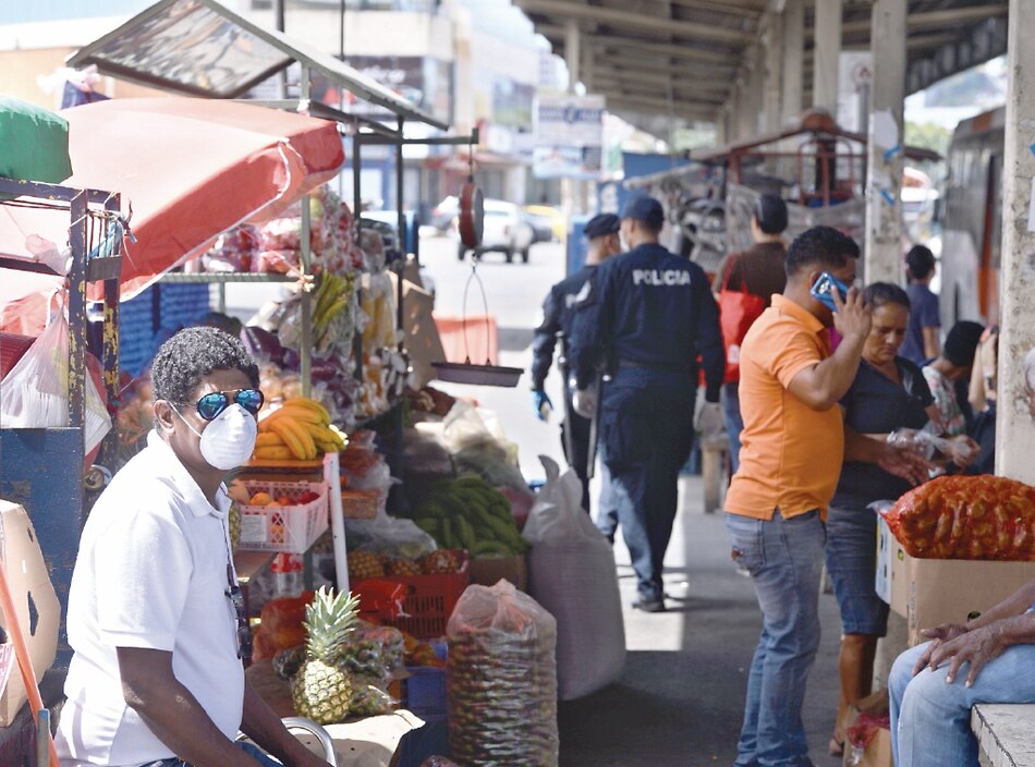 Panamá se asegura: coloca $2,500 millones en bonos