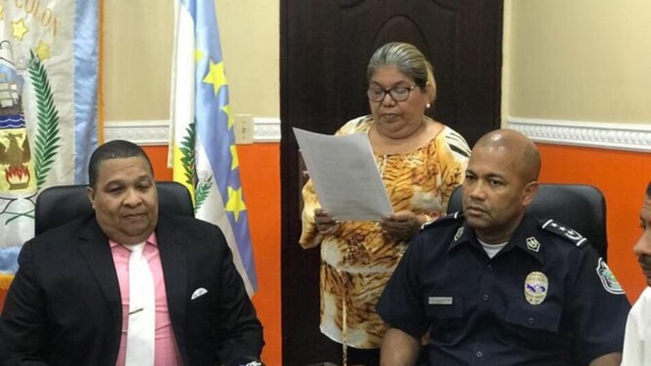 Alcalde de Colón decreta toque de queda para menores de edad