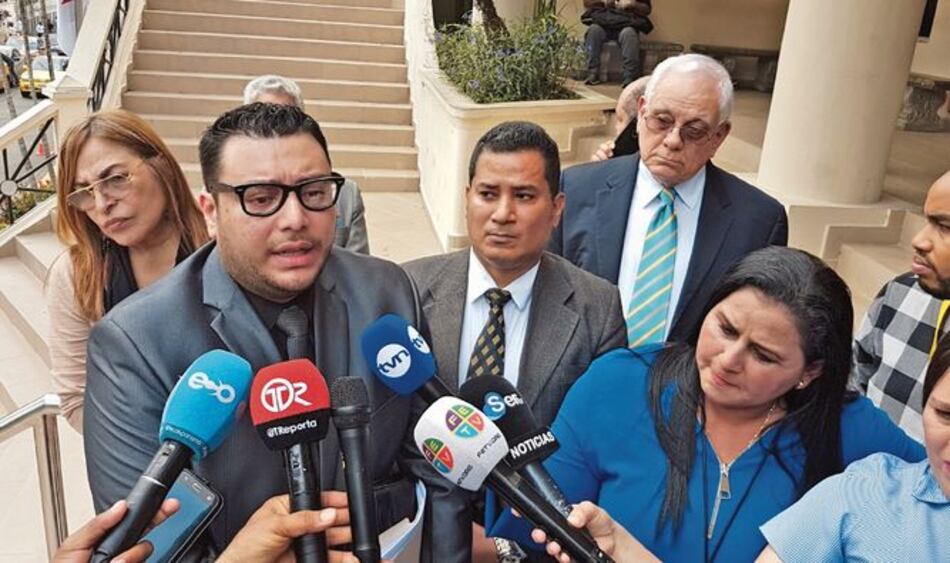 Querellantes piden a la Corte negar fianza a Martinelli