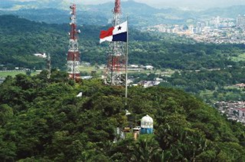 Los colores del cerro Ancón