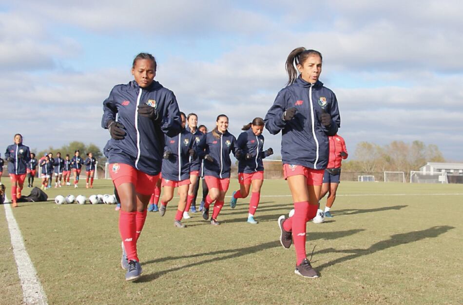 Panamá regresa a la cancha para medirse al campeón del Mundo