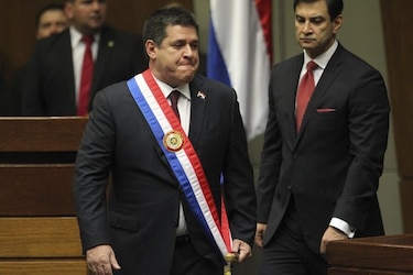 Expresidente Horacio Cartes pide incorporarse al Senado paraguayo