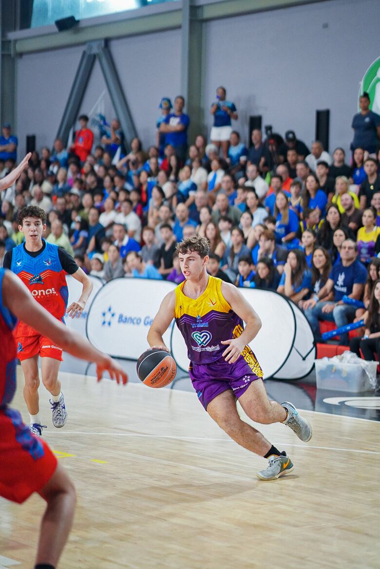 Legends y Titans conquistan las finales en Ludos Basketball