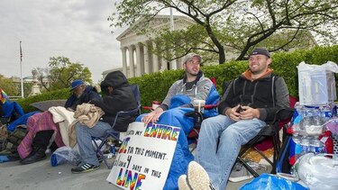 Pugna entre Gobierno y estados de EU por matrimonio gay llega a la CSJ