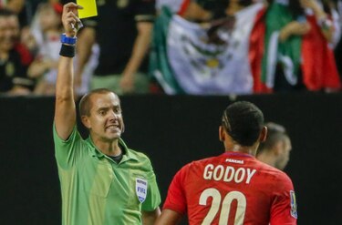 Concacaf inicia evaluación del departamento de arbitraje