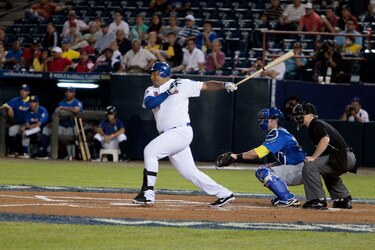 Carlos Lee aporta su experiencia a Panamá rumbo al Clásico Mundial de Béisbol 2026