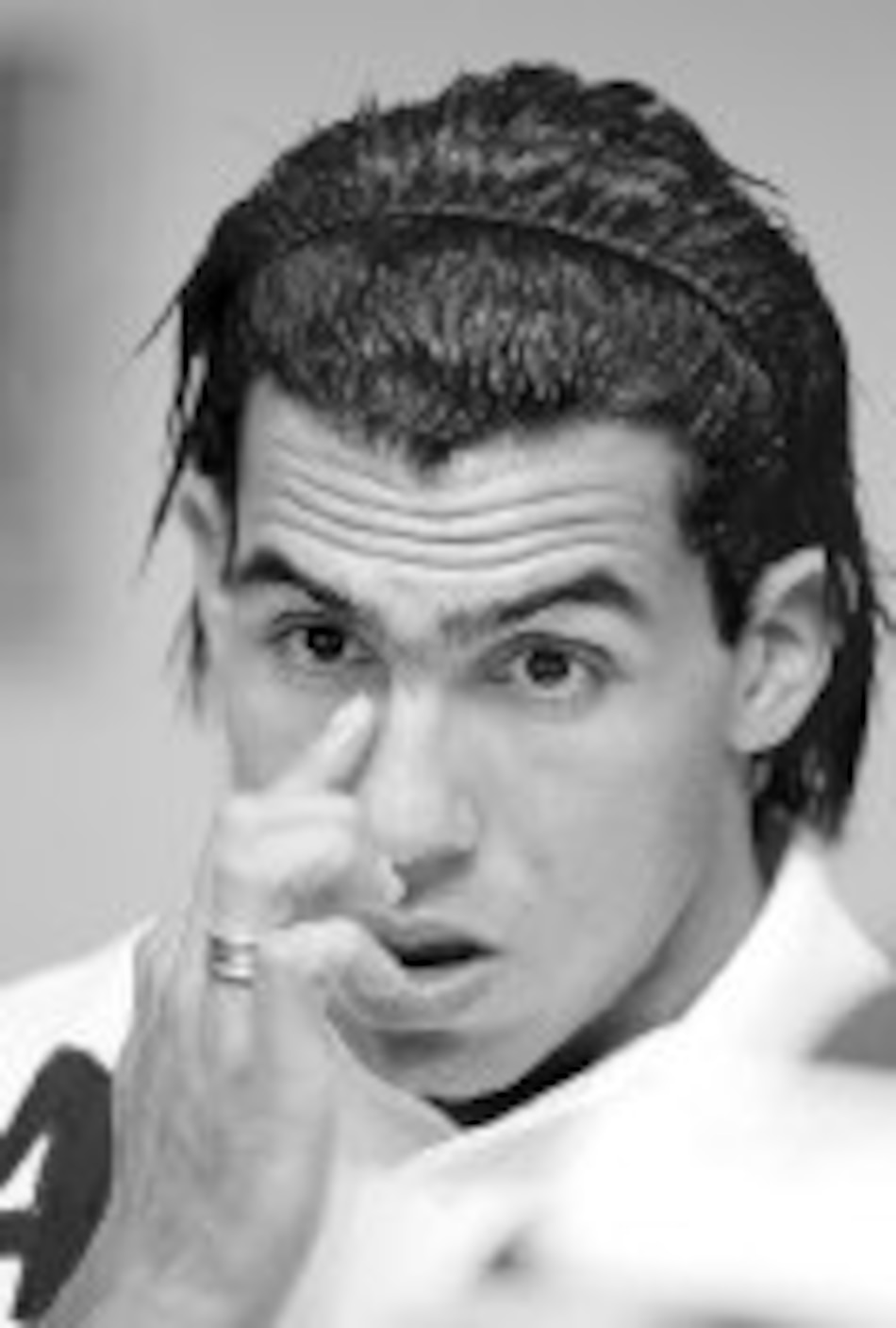 Tévez y Mascherano debutan en Inglaterra