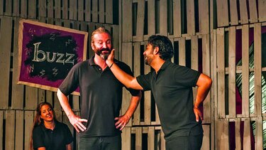 Una pieza teatral sin restricciones