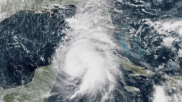 Florida se prepara para el 'monstruoso' huracán Michael