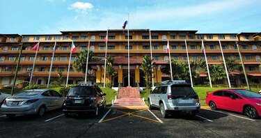 Un edén ruinoso (o crónicas de la antigua Zona del Canal)