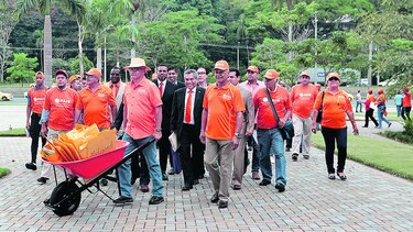 Partido de religiosos cobra vida; otros piden Estado laico