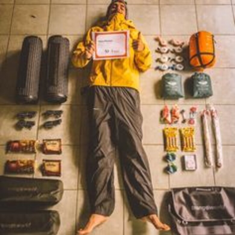 Juan Dual está rodando en bicicleta y sin aparato digestivo