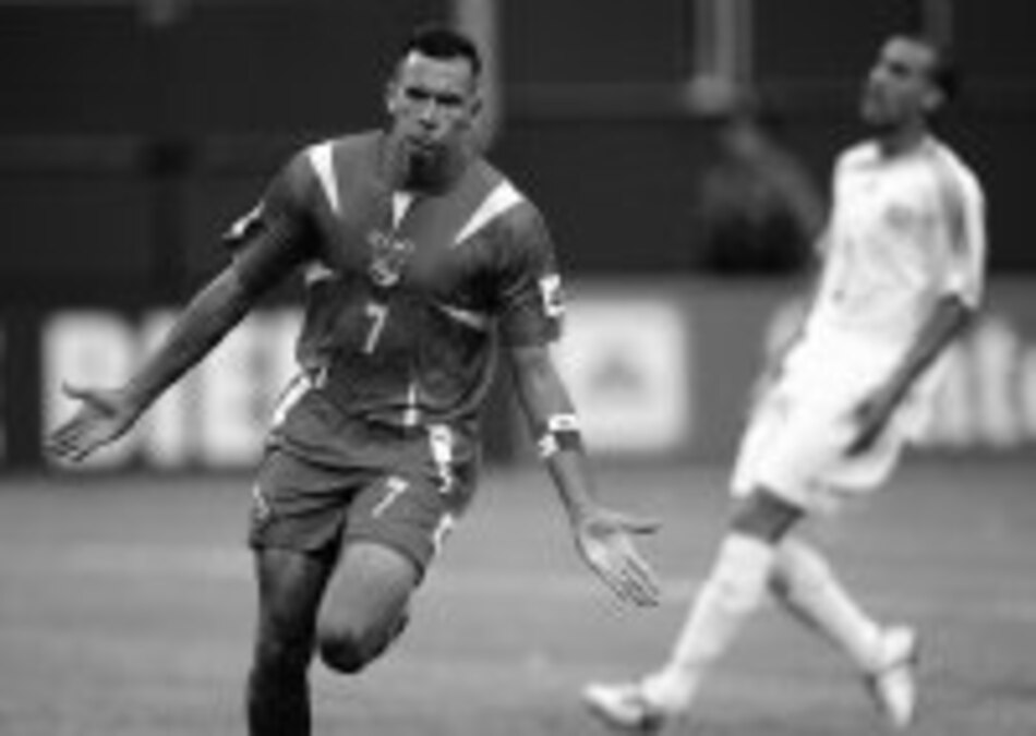 ‘Ni lo piensen, Blas Pérez no está a la venta’: Enrique Ortiz