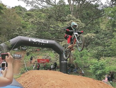 Christofher Pérez gana segunda parada del Nacional