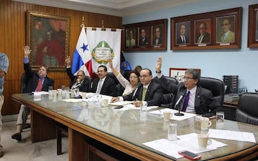 Salario mínimo de la Universidad de Panamá será de $600