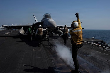 Las condiciones a bordo del portaaviones de Estados Unidos que lleva más de 250 días en el mar por la guerra de Irán