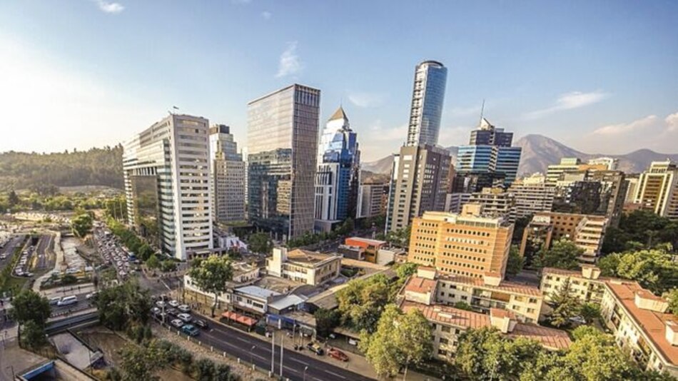 Chile recorta tasa de interés de referencia ante crisis