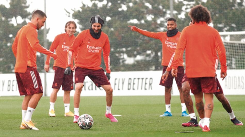 Zidane: ‘Es absurdo pensar que no vamos a estar en la Champions el próximo año’