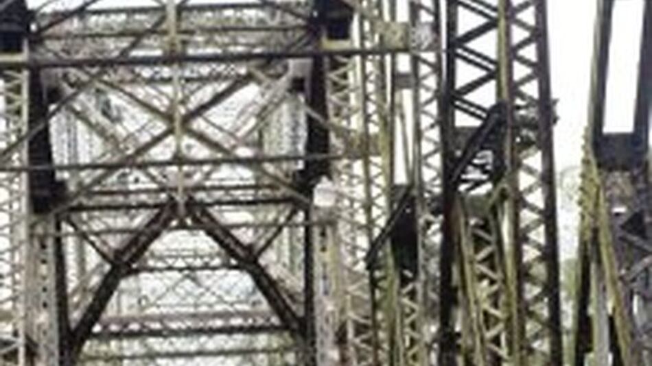 Peligra construcción del puente Sixaola