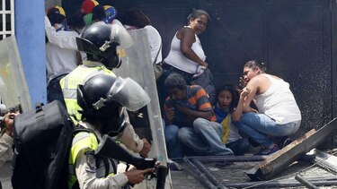 El presidente Nicolás Maduro dice que el diputado Julio Borges es el jefe del golpe de Estado