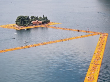 Christo, maestro del embalaje y del arte efímero