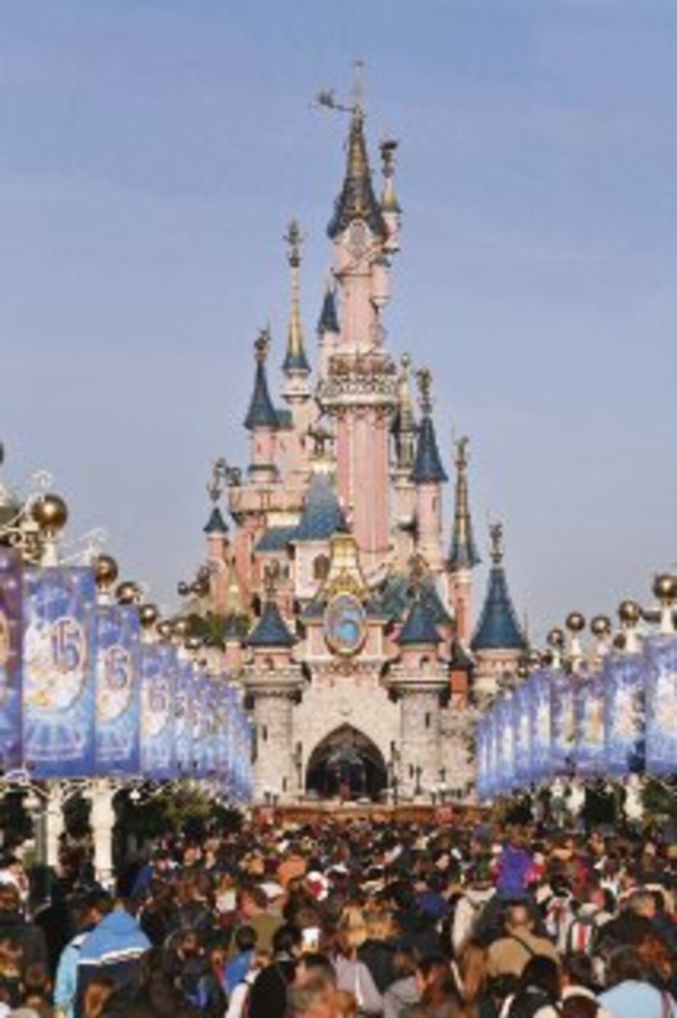 Disneyland París duplica sus pérdidas