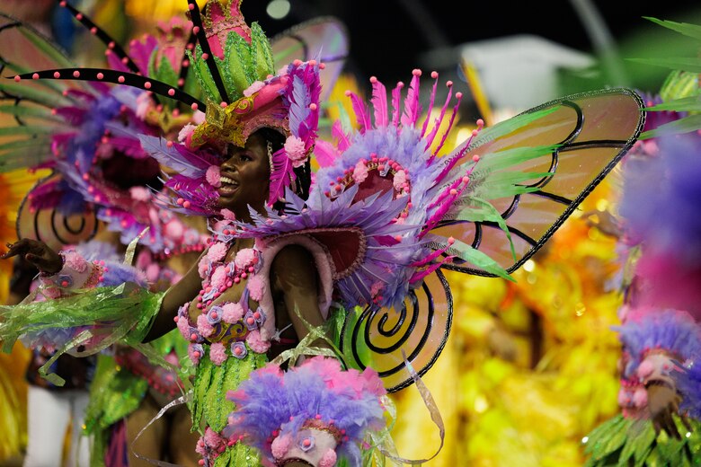 Entre desfiles y comparsas, Río de Janeiro y São Paulo le sacan chispas al Carnaval