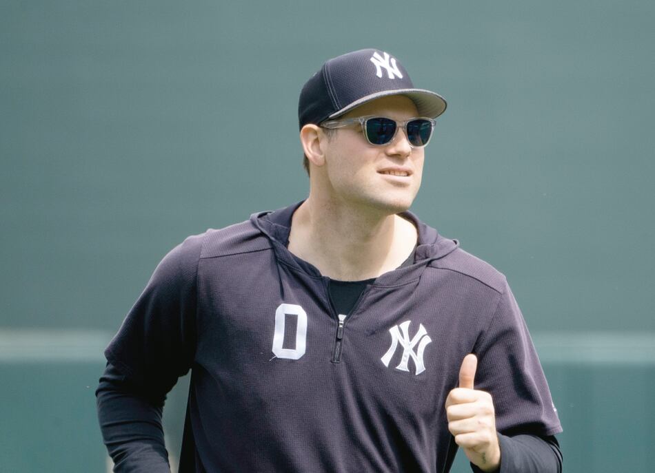 Los Yankees envían a los Medias Rojas al relevista Ottavino