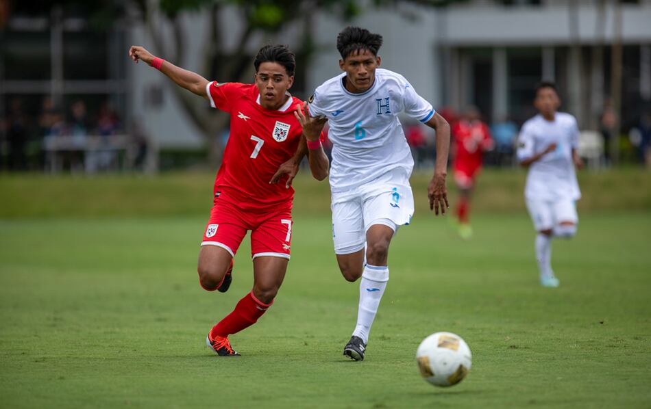 Rojita Sub-15 inicia con derrota 2-1 frente a Honduras