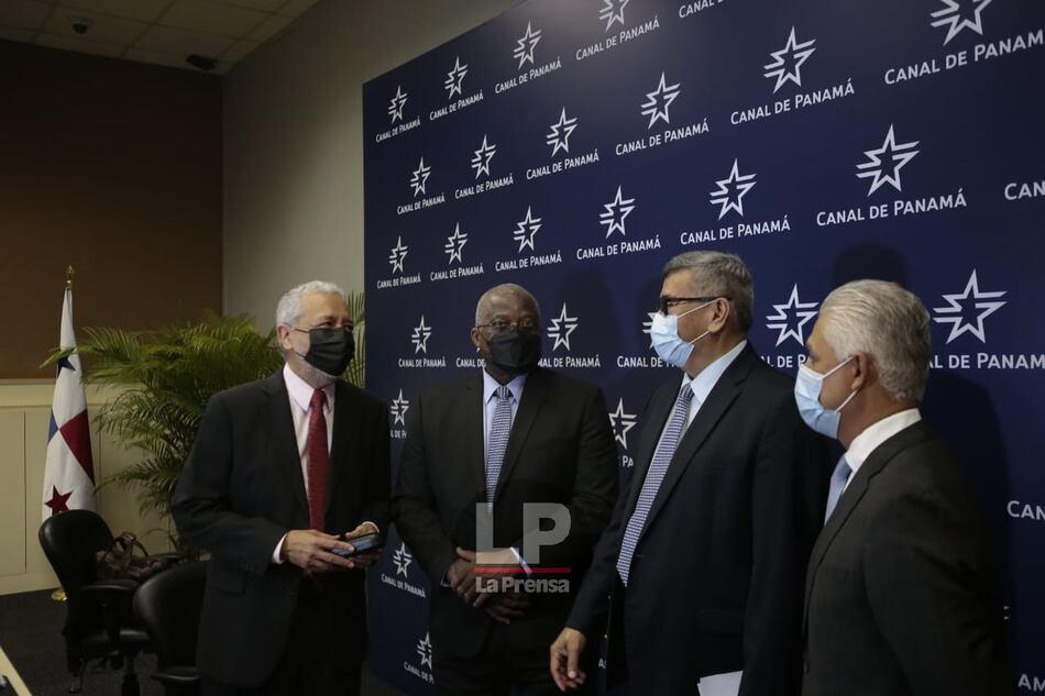 Clientes del Canal piden cambios en plan de peajes; administración evaluará peticiones