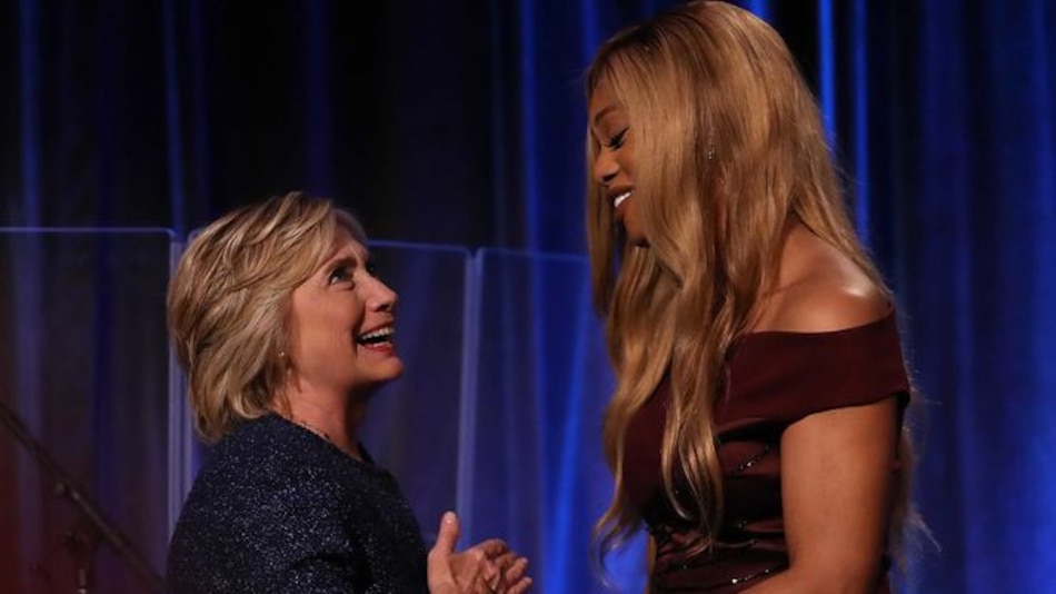 Hillary Clinton fustiga a simpatizantes de Donald Trump como 'cesta de deplorables'