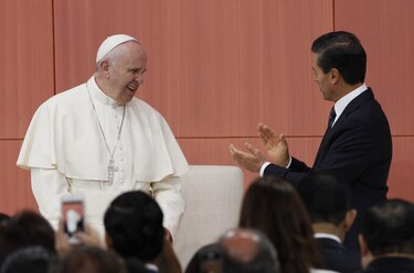 Ocho viajes a América y una misión: el papa que incomodó a los poderosos