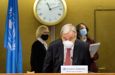 Jefe de la ONU pide respetar separación de poderes en El Salvador tras destitución de jueces