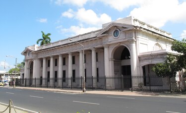 Visitas guiadas al público para conocer los avances de la restauración del Museo Antropológico Reina Torres de Araúz