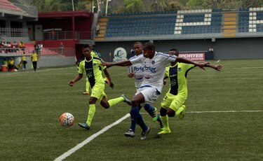 Atlético Nacional recobró la memoria frente al Árabe Unido